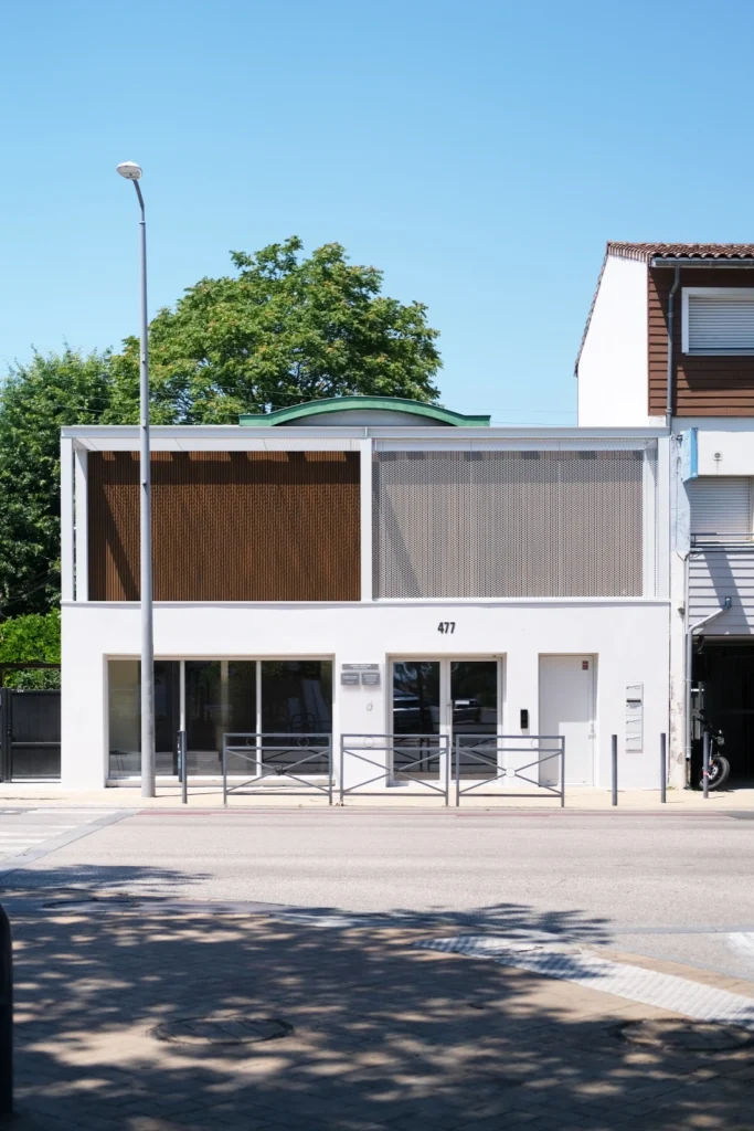 Entrée du Cabinet Dentaire Talence Libération au 477 cours de la Libération à Talence